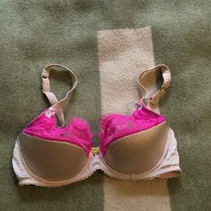 Mimi Holliday, Demi cup super plunge, 32D